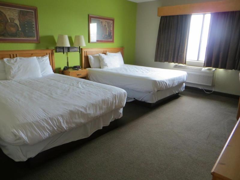 Super 8 Davenport Hotel ภายนอก รูปภาพ